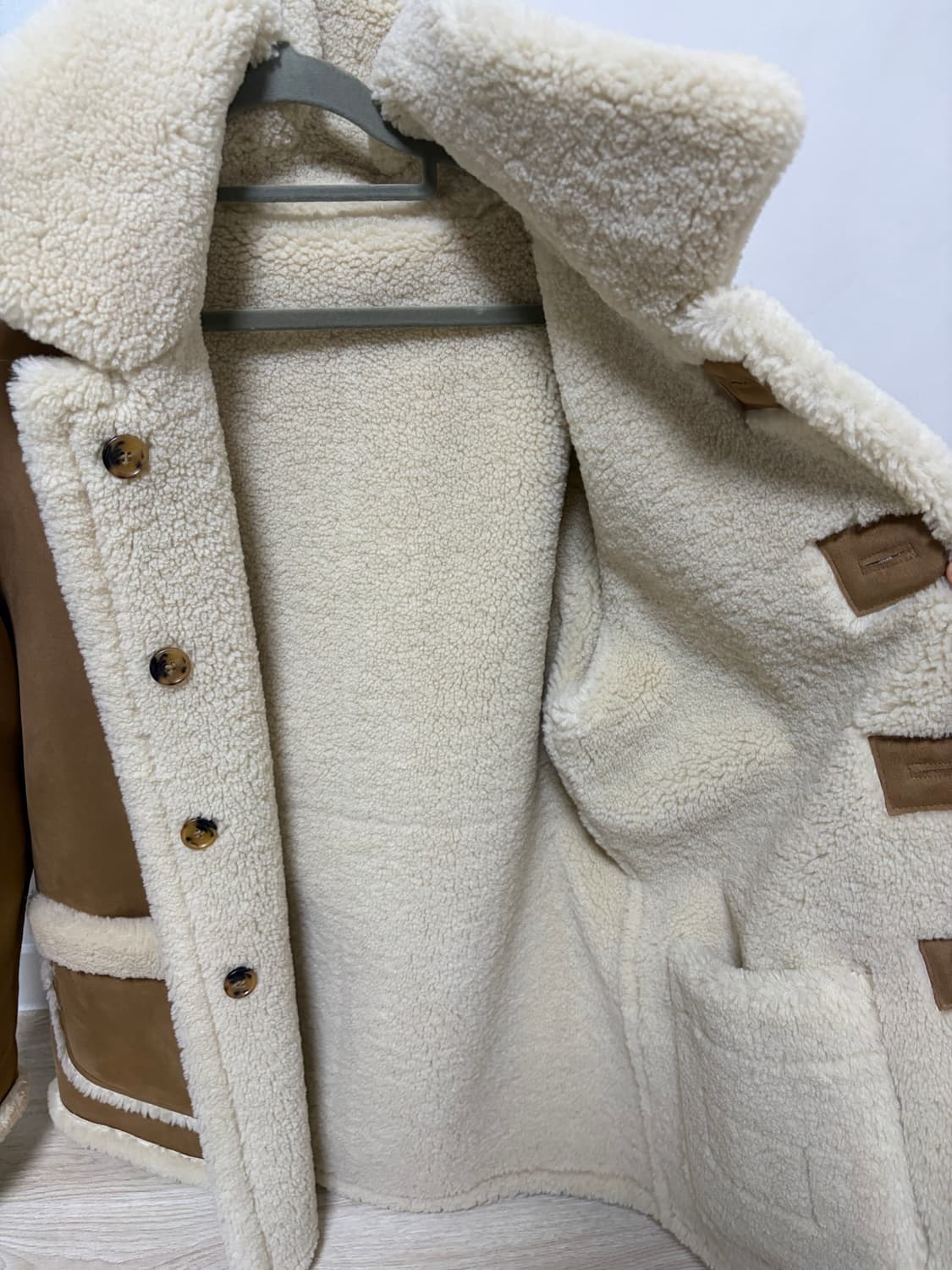 던스트 페이크 무스탕 양면 넘녀 공용 M 상품이미지7