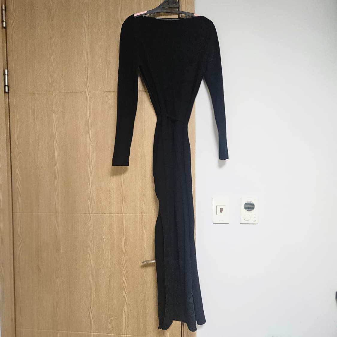 택O새상품)자라 블랙 컷아웃 롱 원피스 S 옆트임 체인 프롬파티 드레스 상품이미지9