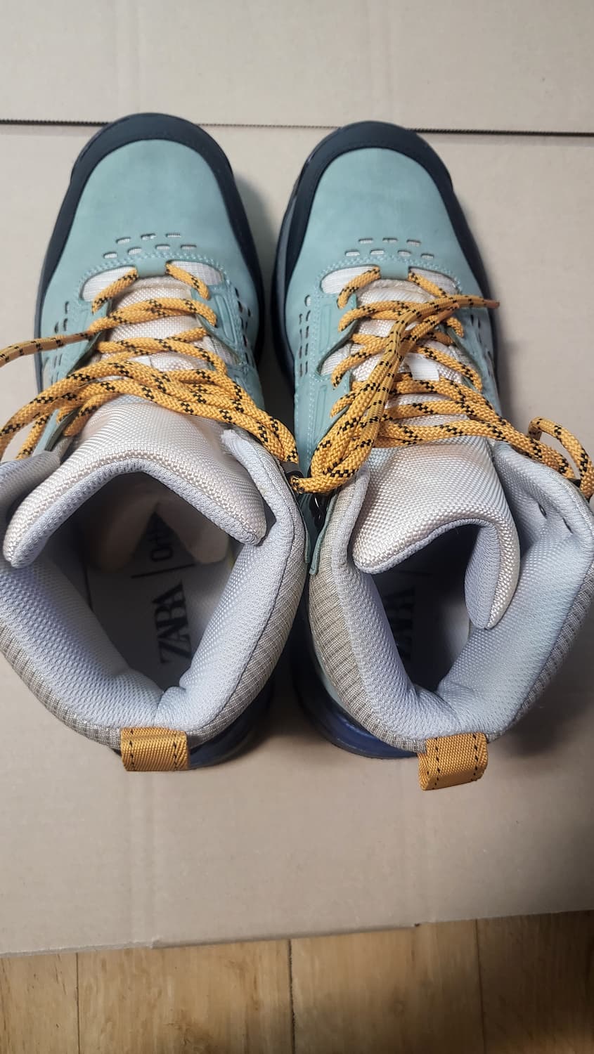 자라( ZARA )트레킹화 ( 사이즈 265mm ) 상품이미지3