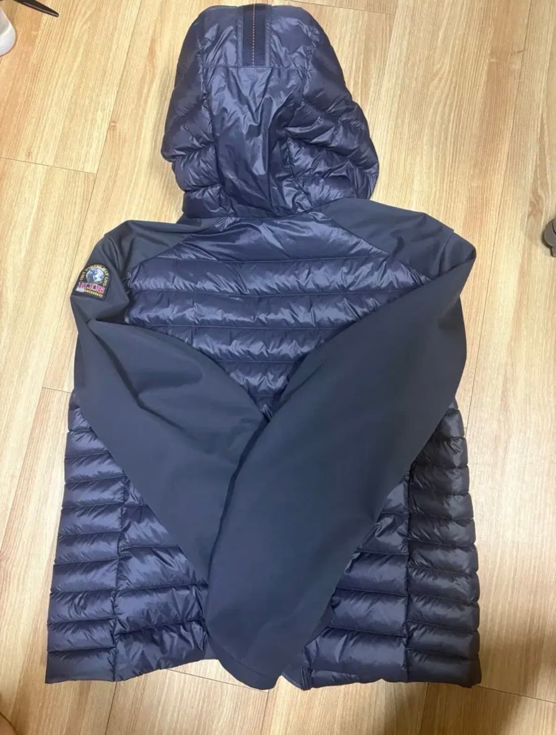 파라점퍼스 키나리 경량패딩 L  상품이미지3