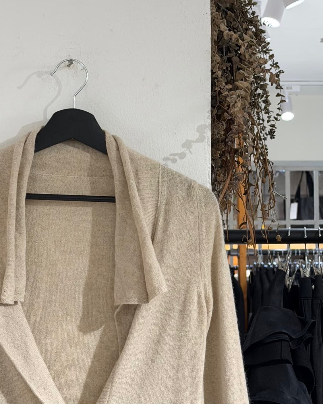 엘리 타하리 베이지 캐시미어 오픈 카라 롱슬리브 상품이미지3