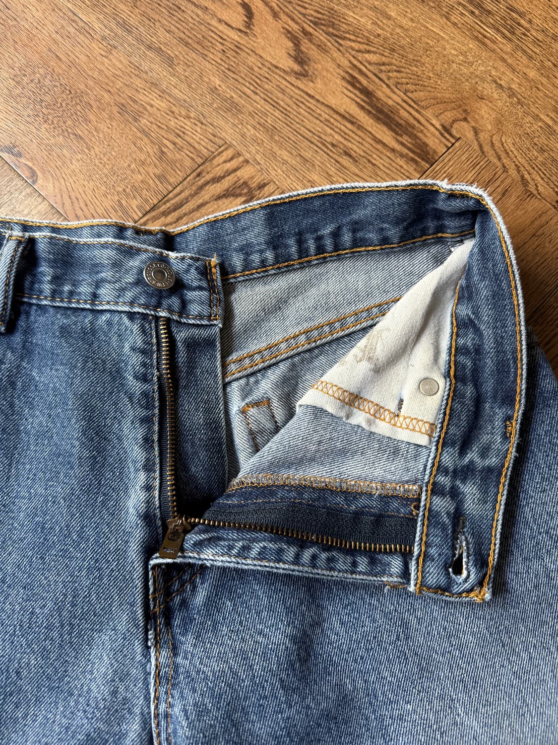 [29]리바이스 517 블랭크탭 더티 페이딩 플레어진 F53 상품이미지3