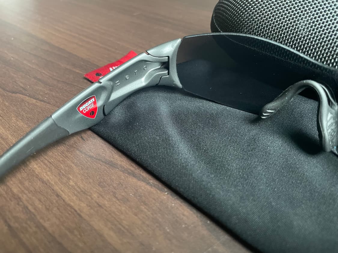 오클리 두카티 제로 한정판 선글라스 상품이미지5