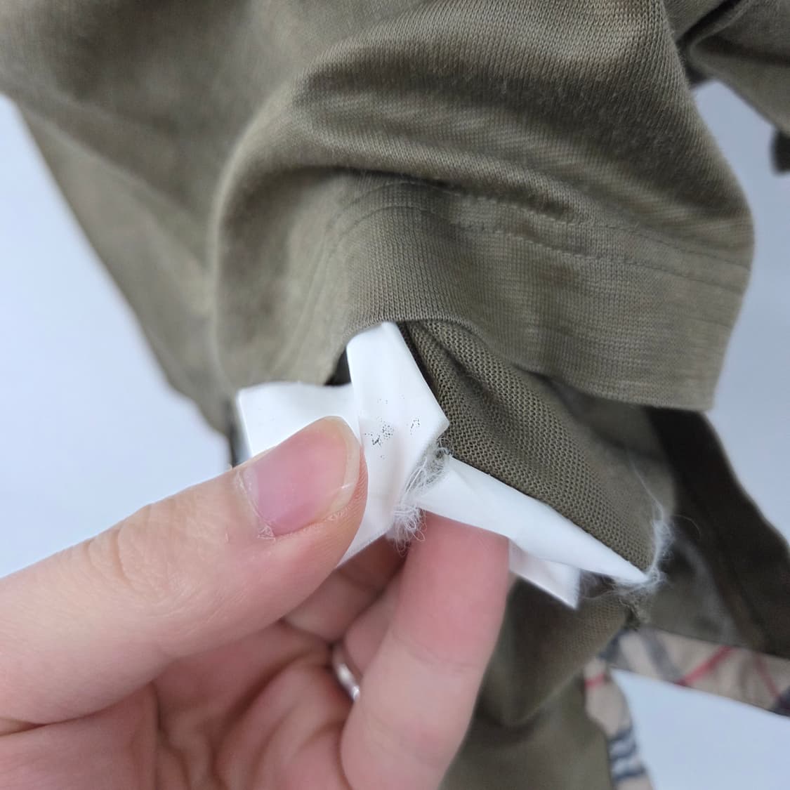 버버리 카키색 반팔 셔츠 상품이미지6