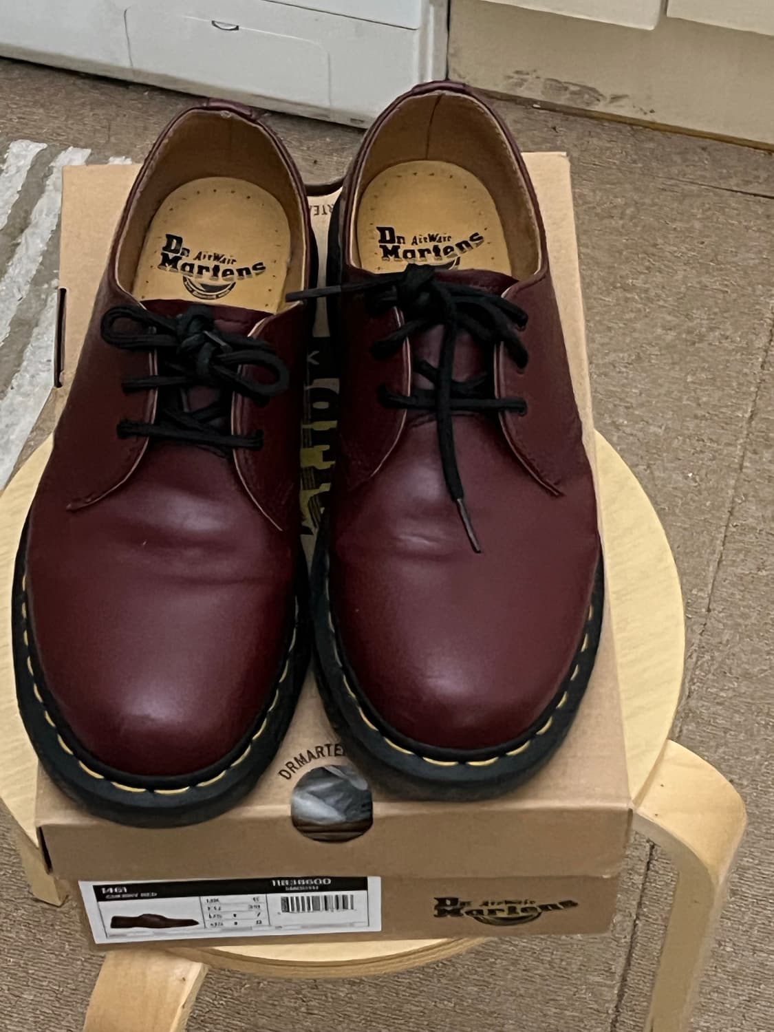 닥터마틴 1461 3홀 체리 레드 스무스 250 사이즈 상품이미지1