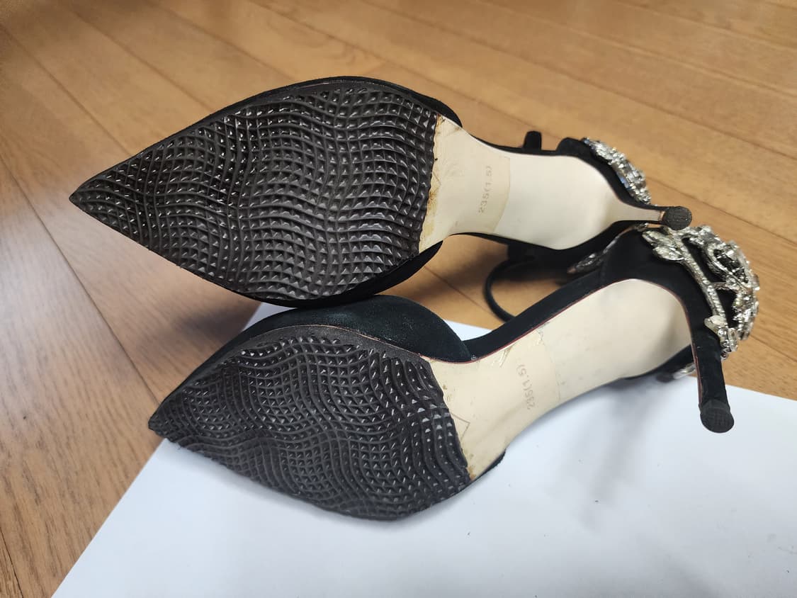 MSK Studio 블랙 스웨이드 힐 펌프스 235 상품이미지4