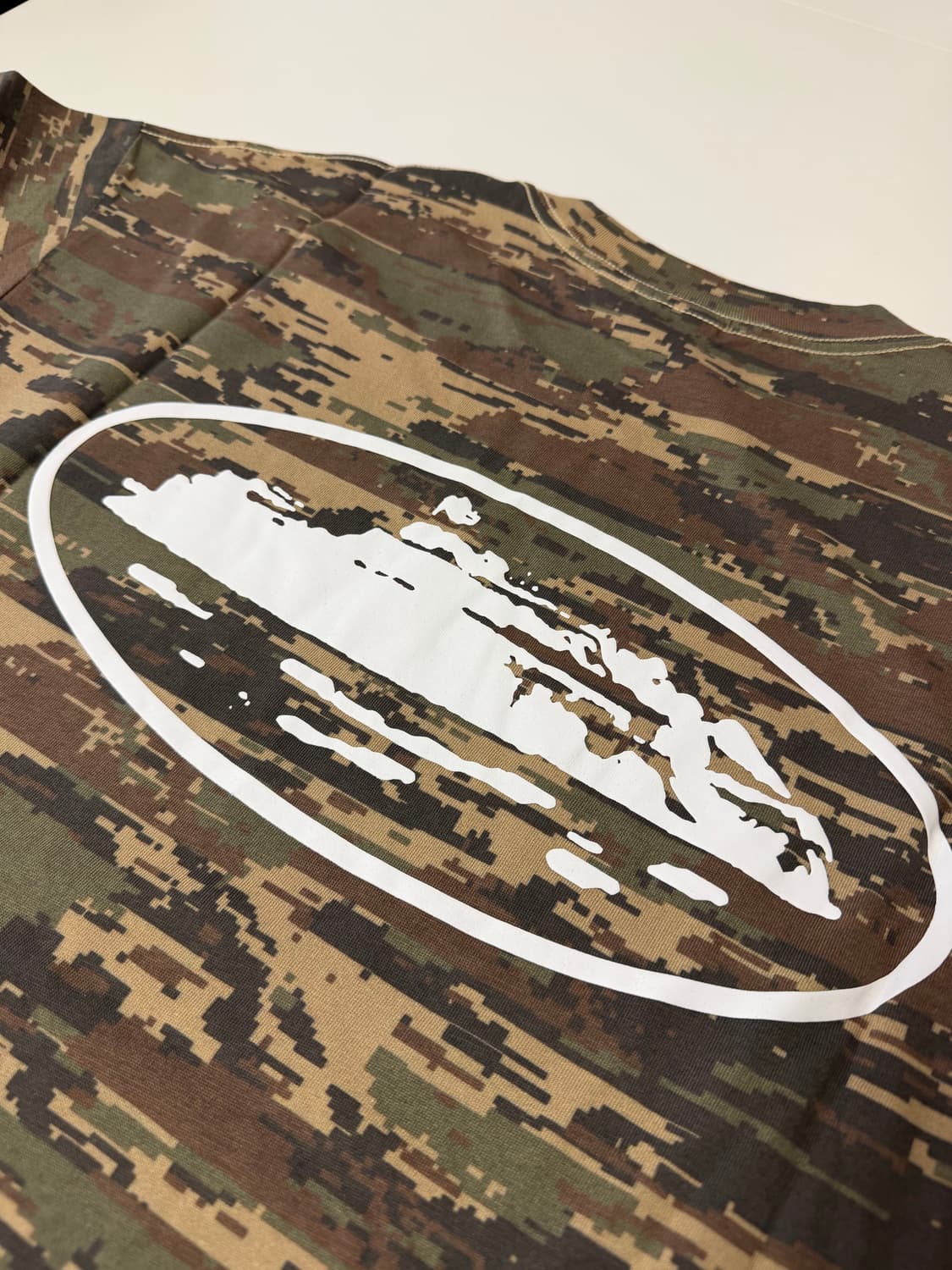 코르테이즈 corteiz 카모 digital camo puff 티셔츠 상품이미지1