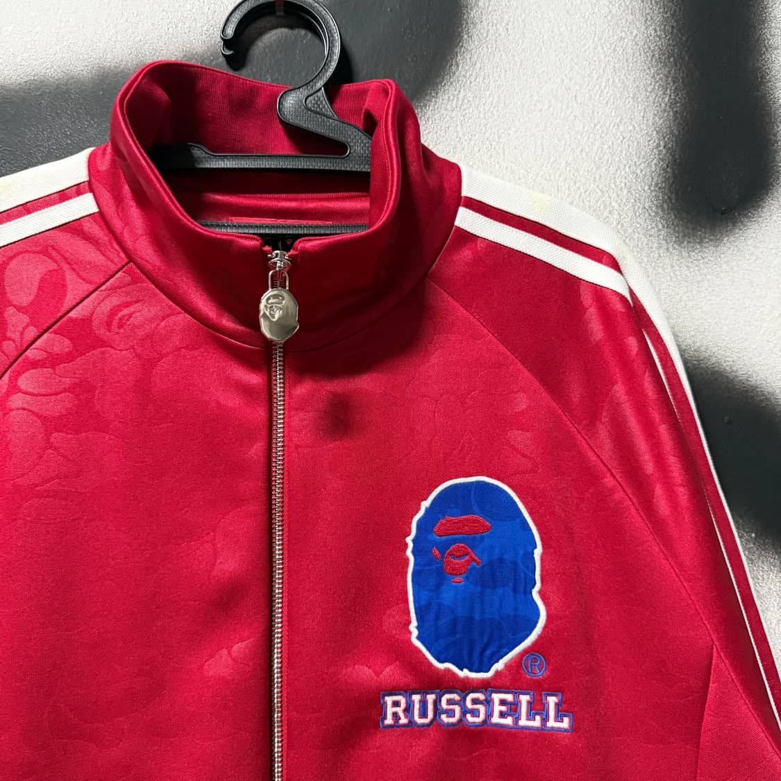 정품 베이프 x 러셀 30th 한정판 솔리드 카모 트랙 져지 자켓 상품이미지3