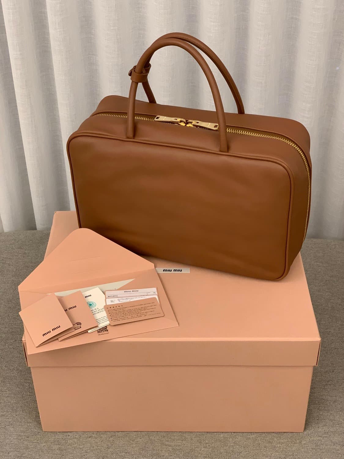 미우미우 아르카디 보백 라지 꼬냑 5bb117 상품이미지2