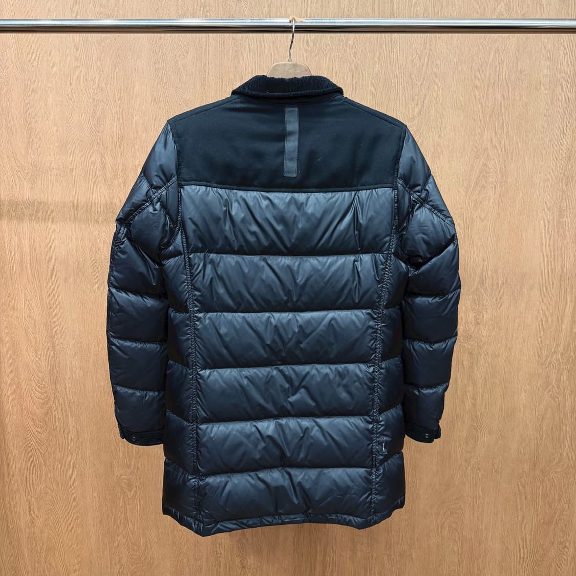 꼼데가르송 준야 와타나베 맨 듀베티카 구스 다운 패딩 코듀로이 카라 블랙 상품이미지3