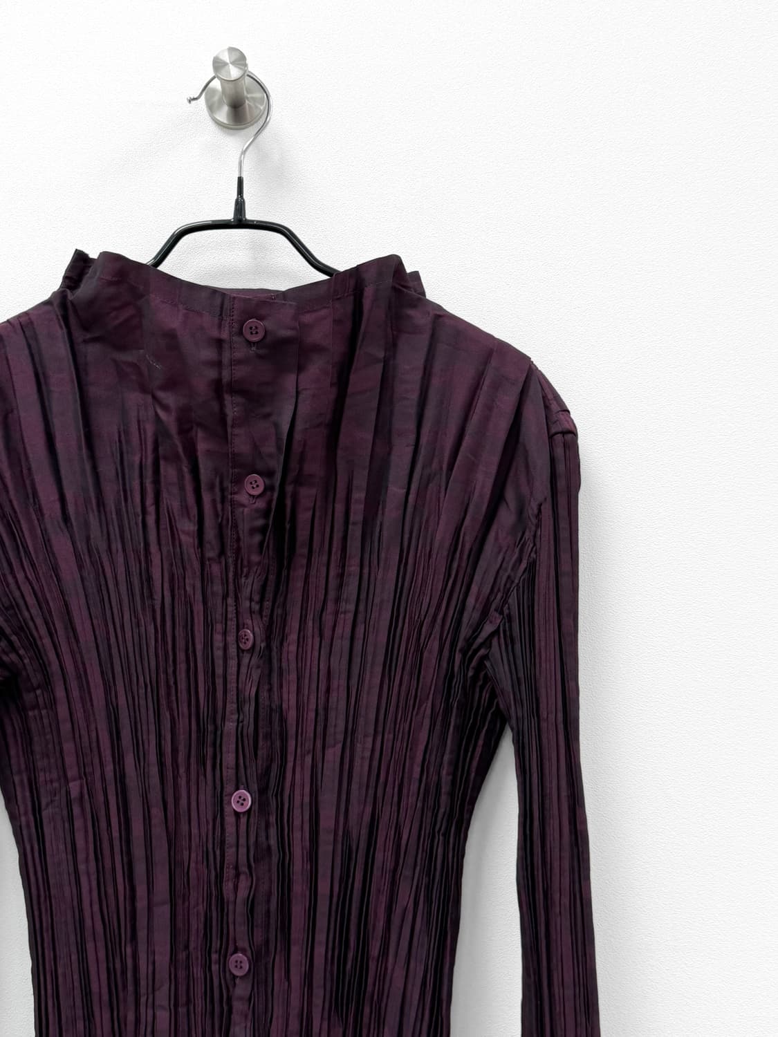 이세이미야케 모크넥 플리츠 퍼플 버튼 셔츠 상품이미지2