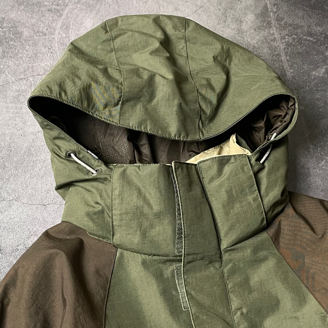 COMLUMBIA 컬럼비아 빈티지 카키 윈드브레이커 A00509 상품이미지2