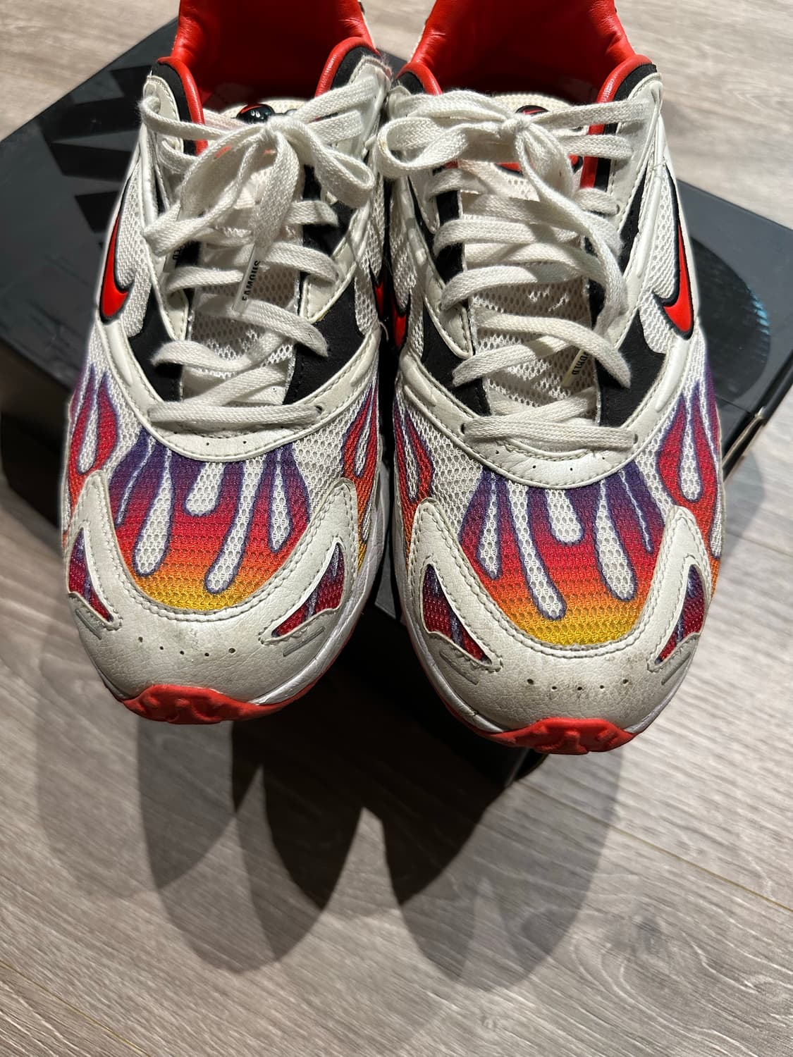 나이키 슈프림 줌 스트릭 스펙트럼 플러스 상품이미지5