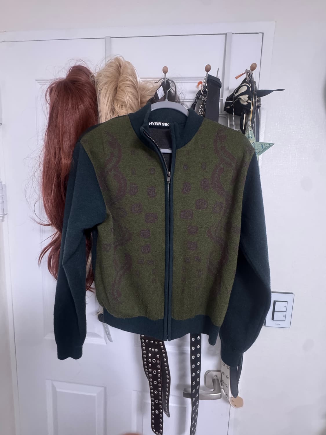 혜인서 그래픽 니트 집업 포레스트 그린 상품이미지5