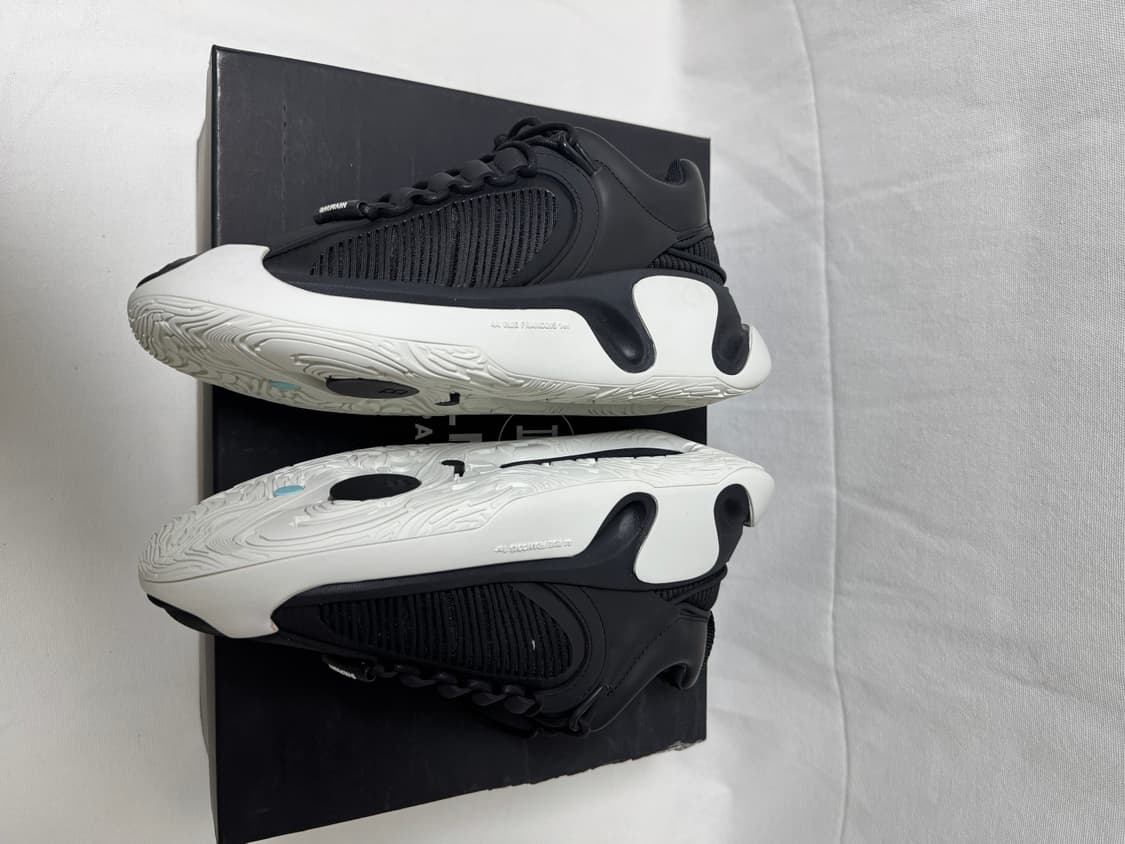 발망 B 로우탑 러너 남성 스니커즈 42 상품이미지7