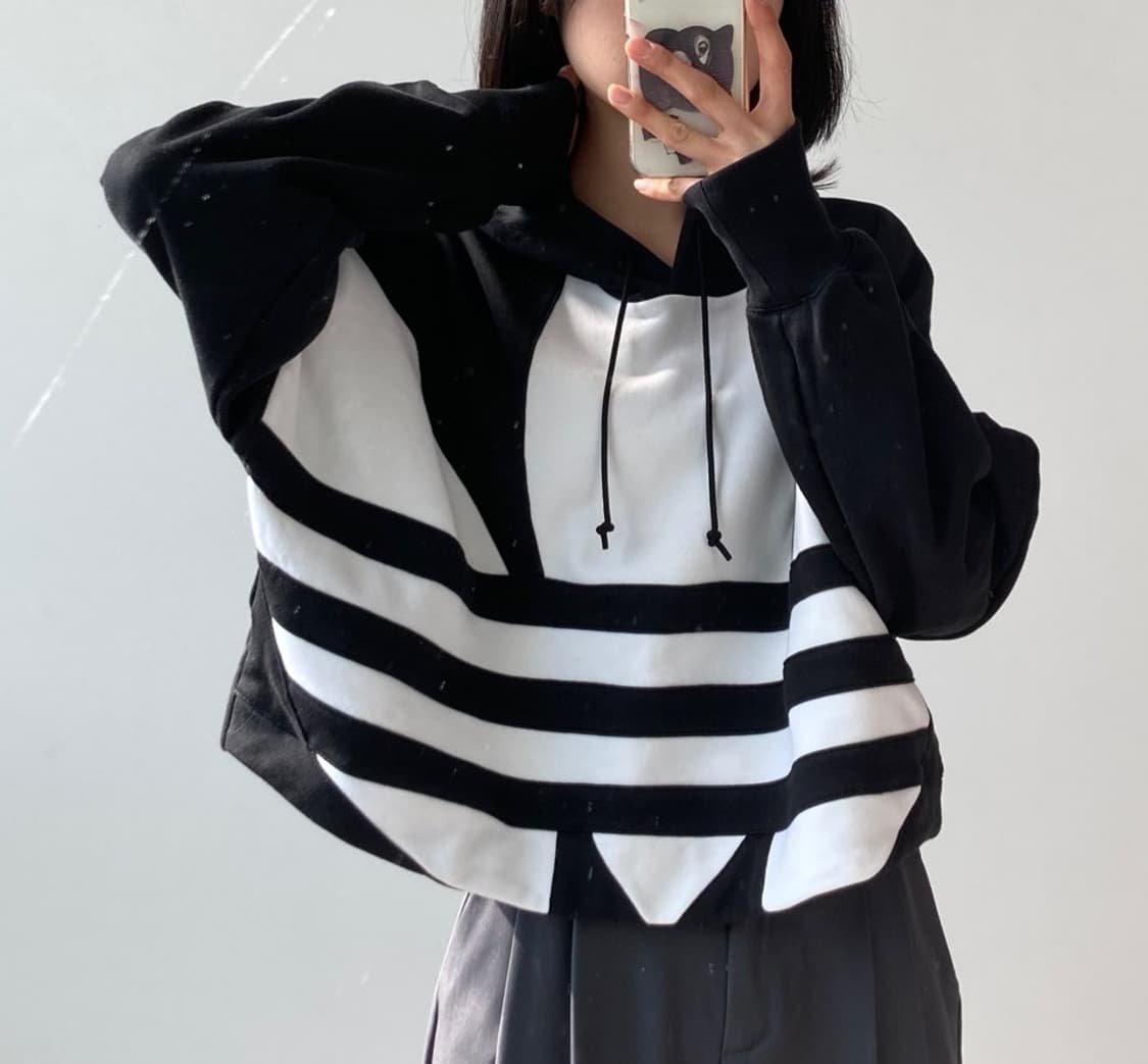 아디다스 크롭 후드티 상품이미지1