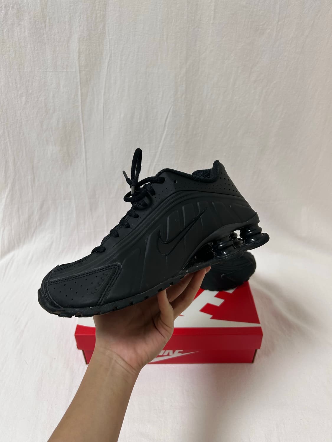 나이키 샥스 R4 블랙 250mm 상품이미지5