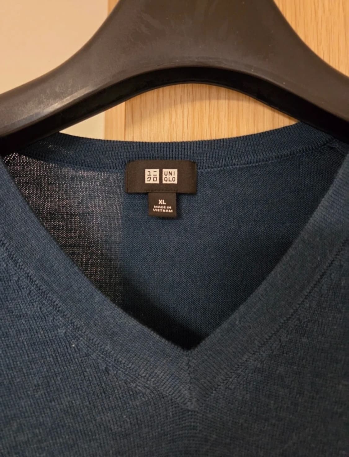 유니클로 V넥 니트 청록색  XL 상품이미지3