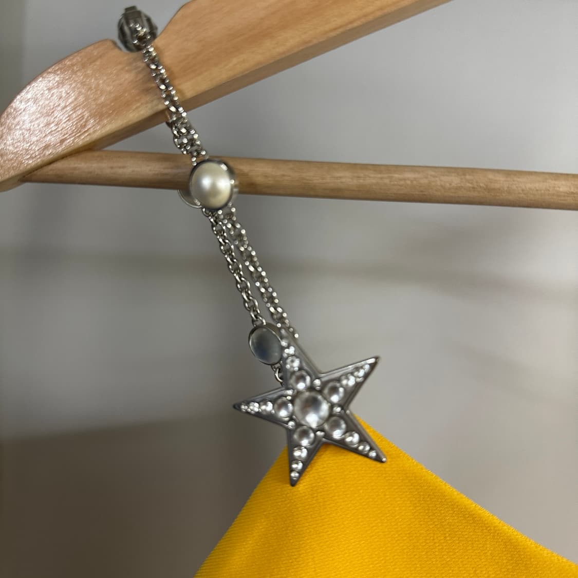 미우미우 캔디체인 스트랩 옐로우 드레스 상품이미지2