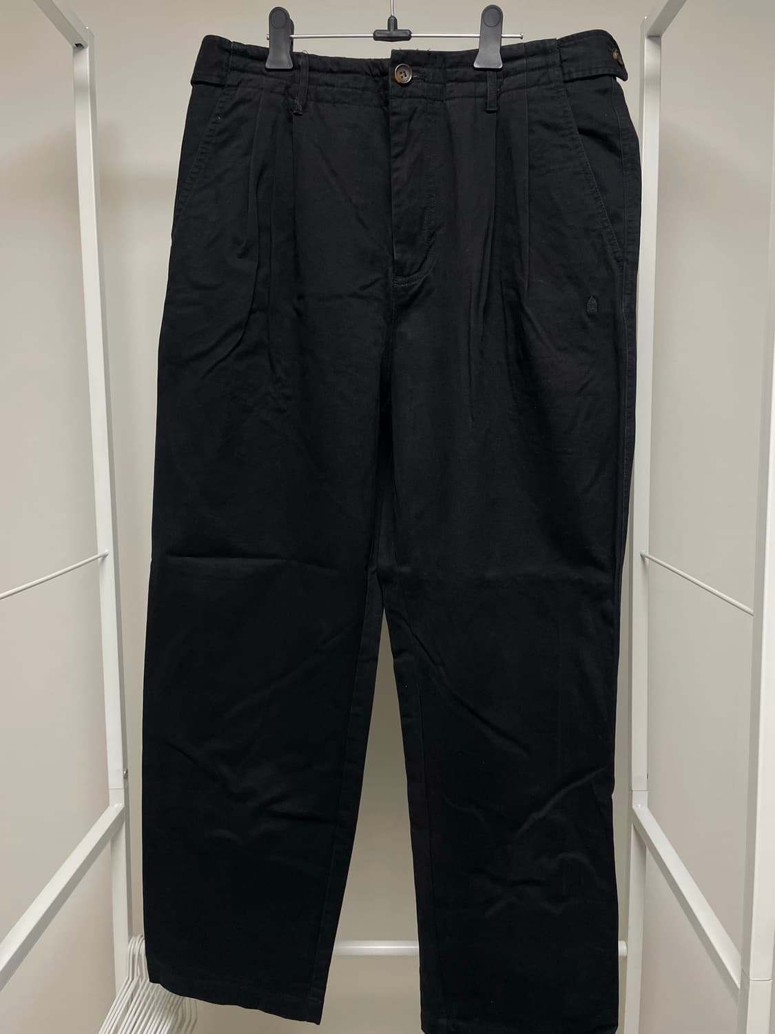 꼬모니노즈 세미와이드 투턱 치노팬츠 상품이미지1