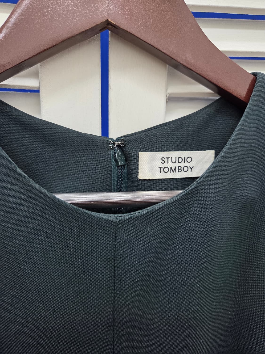 스튜디오톰보이 와이드핏 딥그린 점프수트 상품이미지2