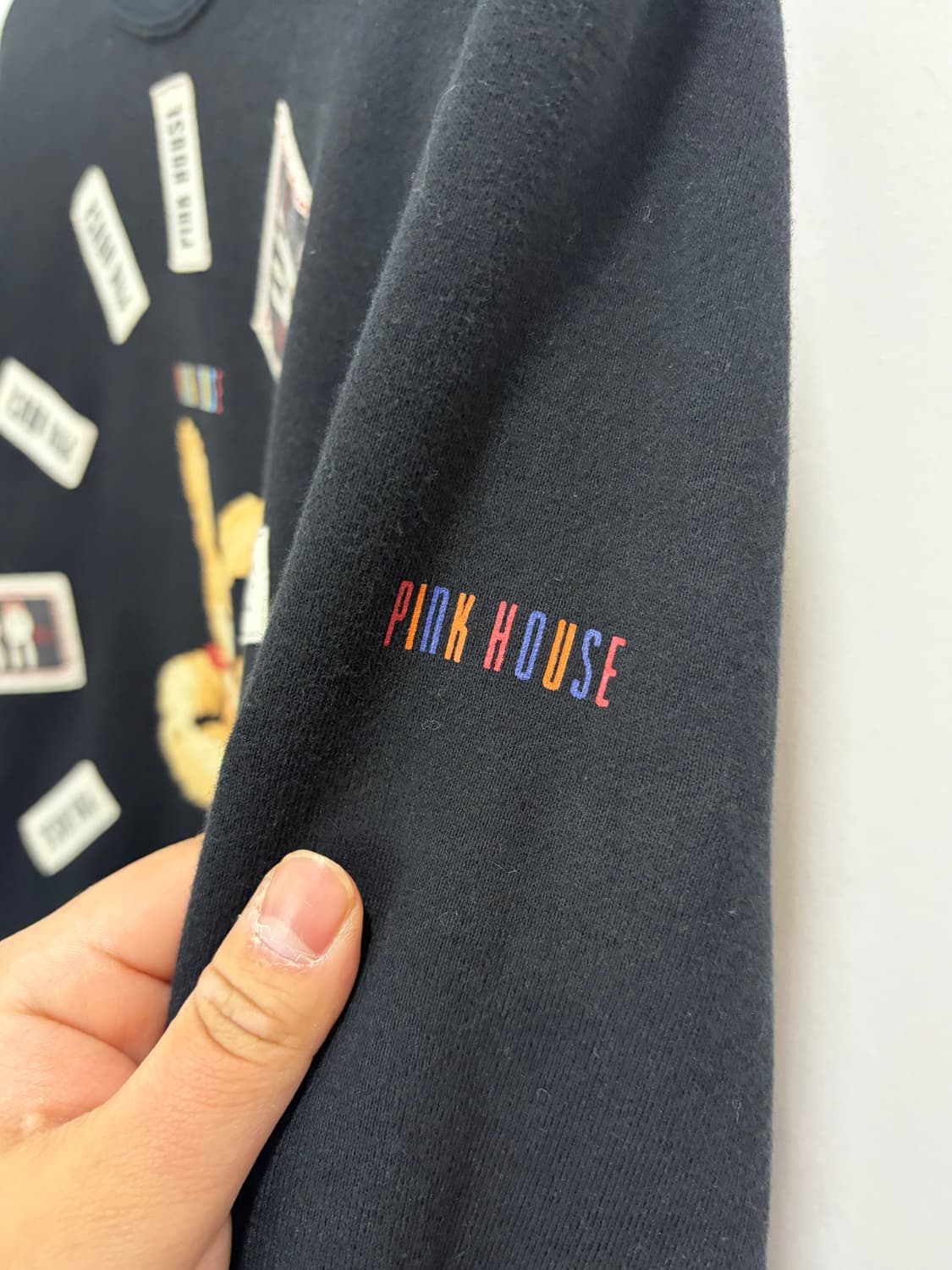 핑크 하우스 로고 패치 프린팅 맨투맨 상품이미지6