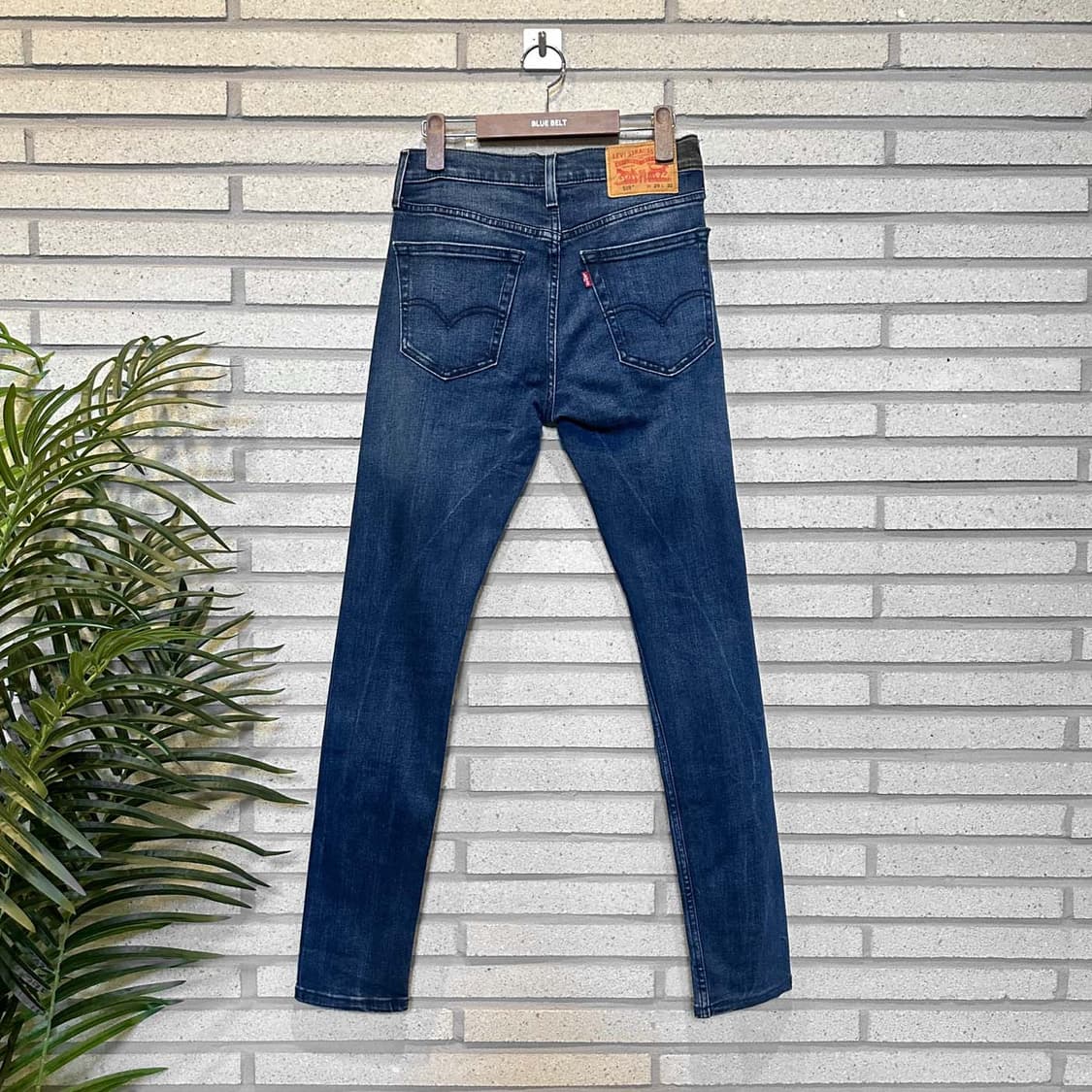 리바이스 519 스키니핏 데님팬츠 빈티지 페이딩 포켓스티치 디테일 상품이미지2