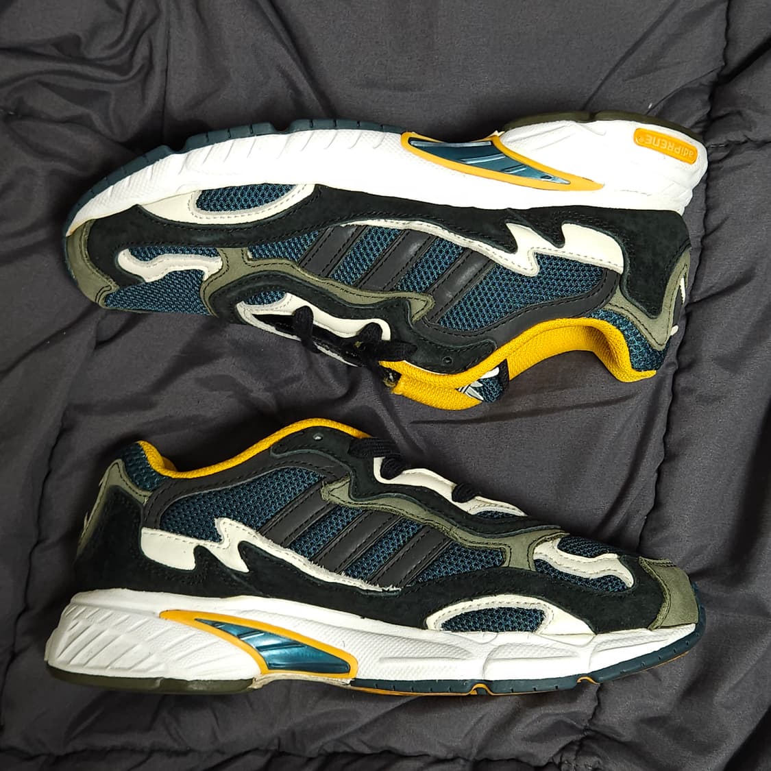 230 ) 희귀템 아디다스 템퍼런 운동화 상품이미지3