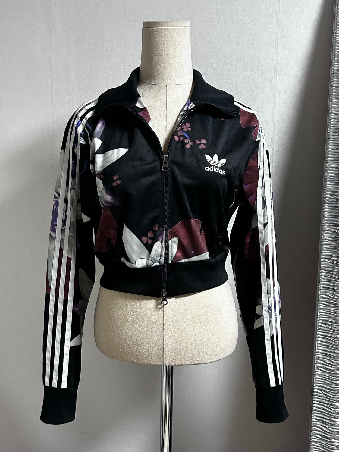 Adidas  upcycling 플라워 크롭져지  상품이미지1