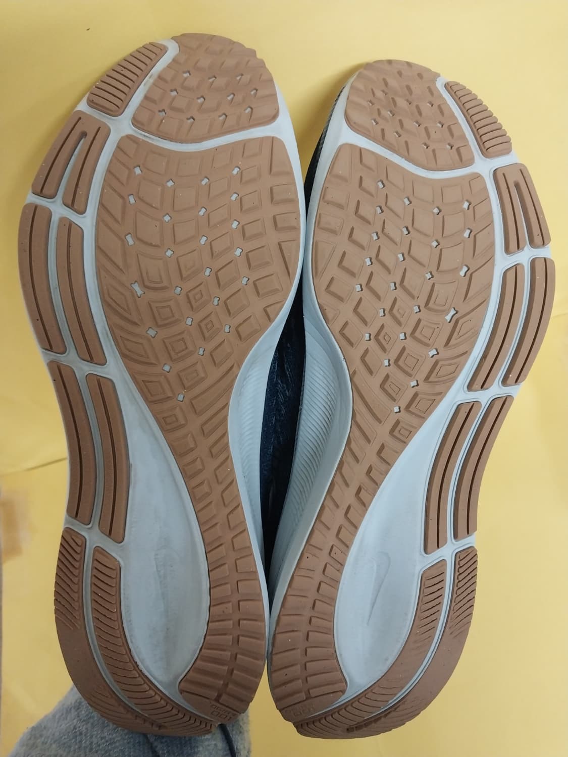 남성 나이키 에어줌 페가수스 37 런닝화, 운동화 (280) 상품이미지8