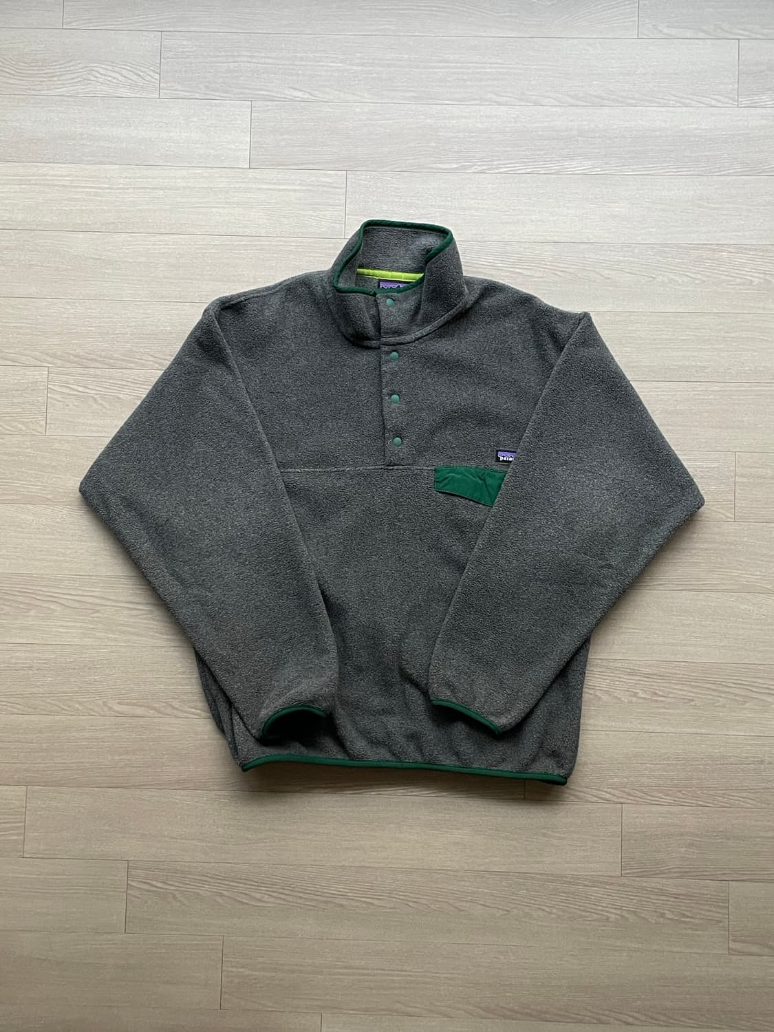 파타고니아 신칠라 그레이 그린 플리스 patagonia 상품이미지1