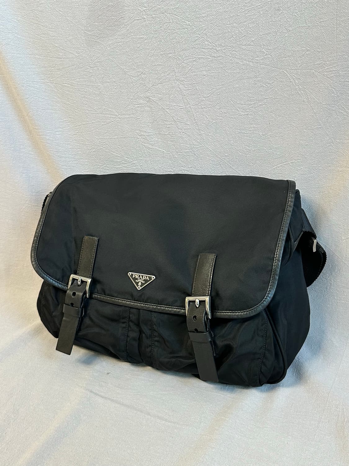 프라다 나일론 포코노 크로스백 메신저백 투포켓 버클 상품이미지4