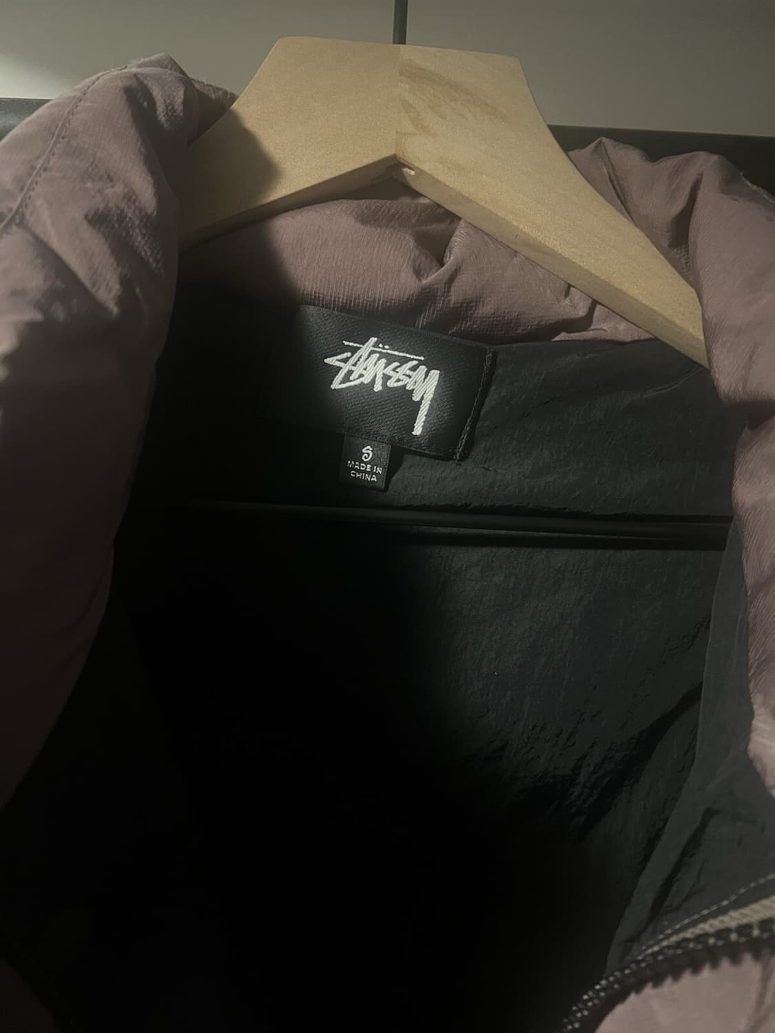 스투시 립스탑 다운 푸퍼 패딩 자켓 로즈 상품이미지3