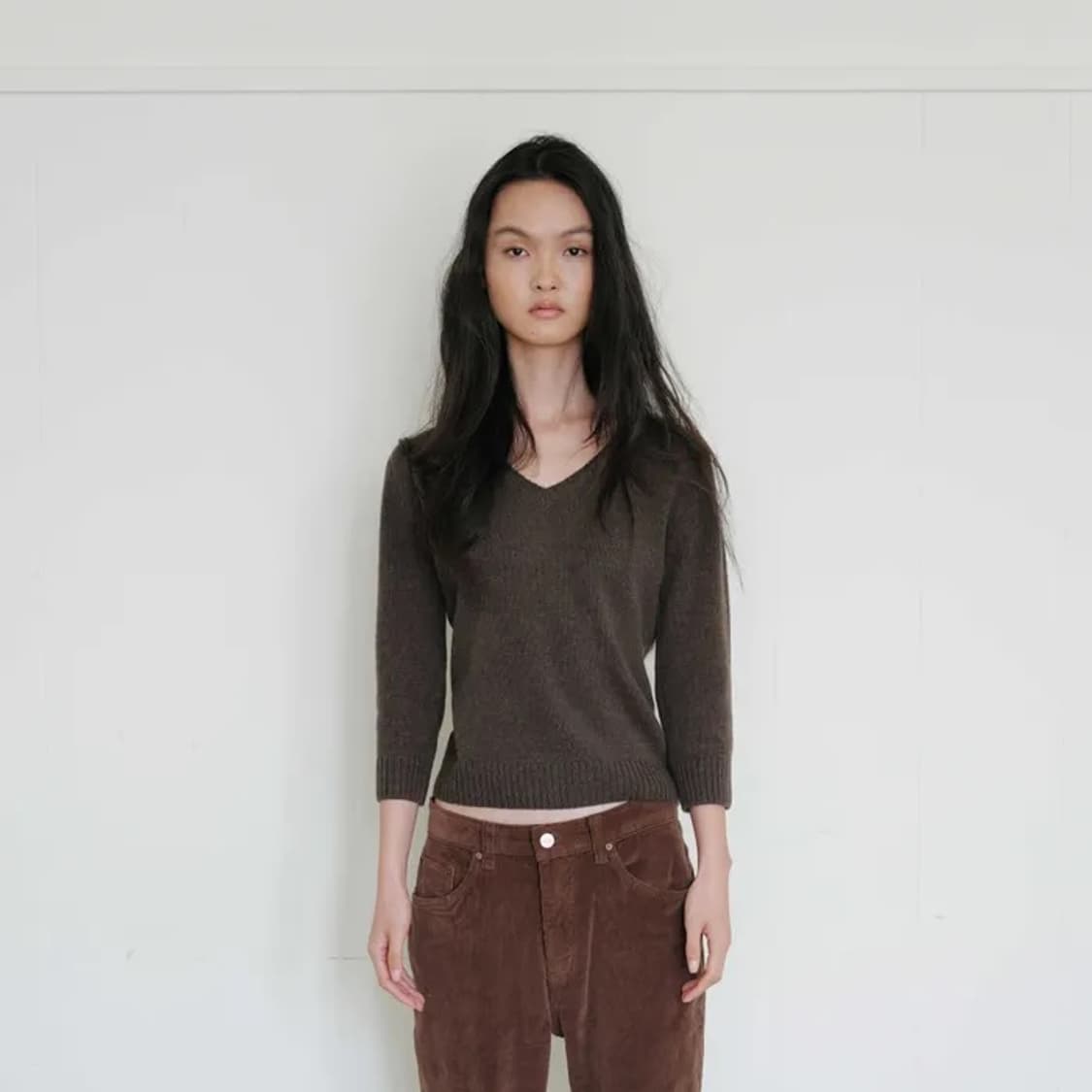 리포스 알파카 브이넥 니트 브라운s 상품이미지1