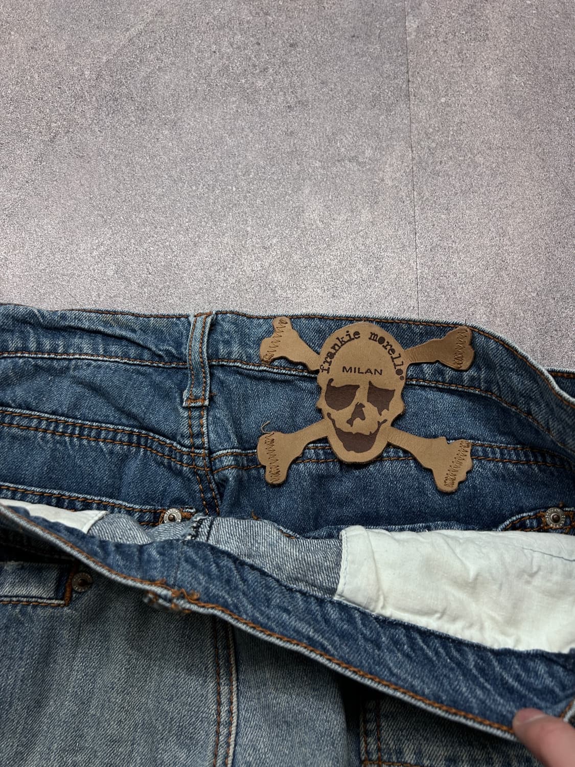 Frankie Morello 새깅 데님 팬츠 상품이미지10