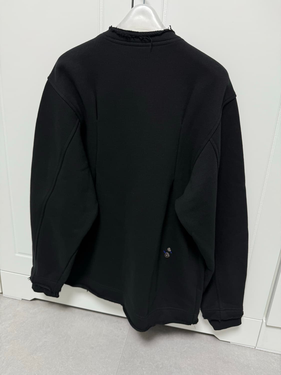 (새상품) 아더에러 프로덕트 41 스웨트셔츠 느와르 맨투맨 상품이미지3