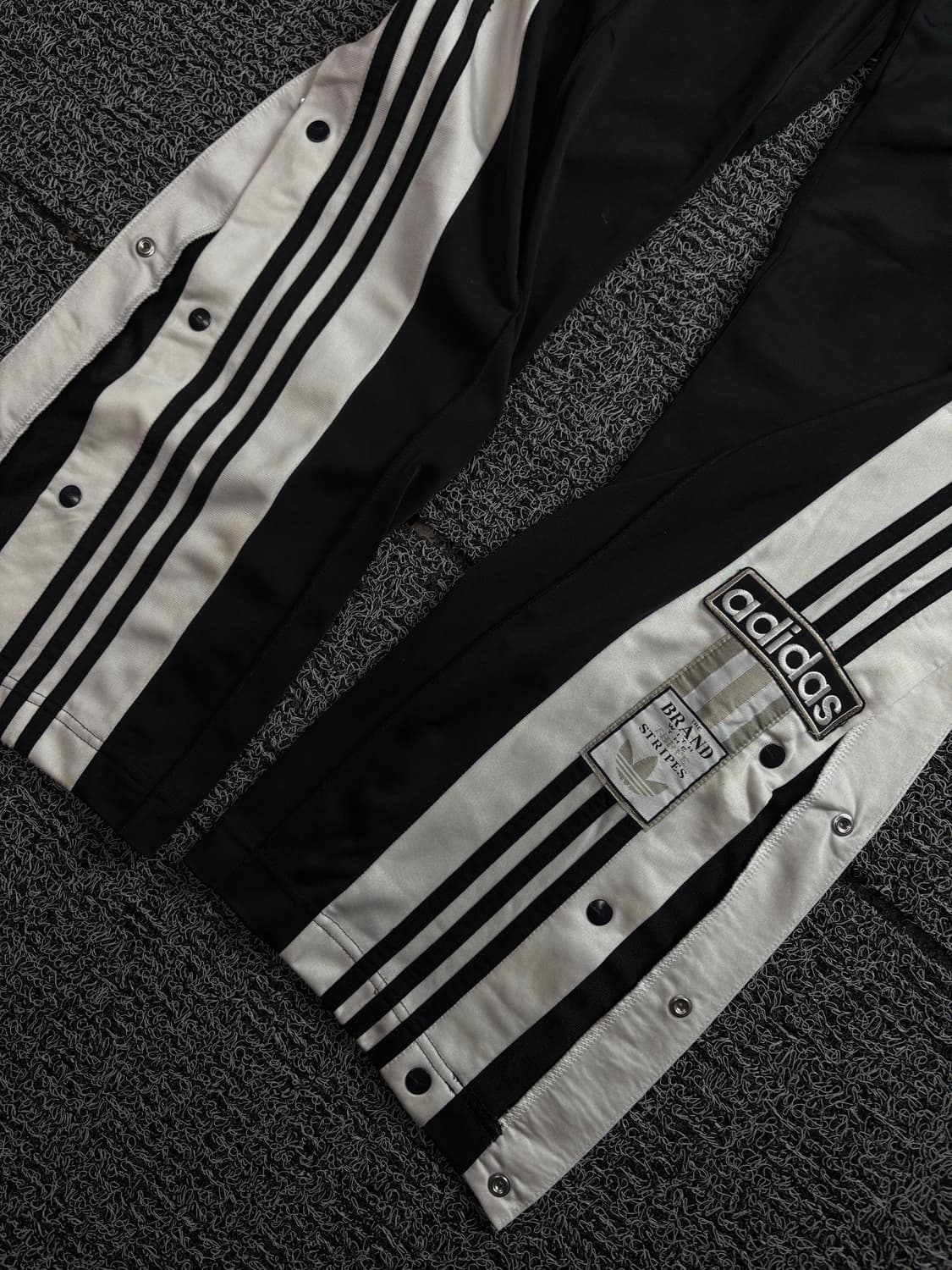 아디다스 아디브레이크 사이드 스냅버튼 블랙 트랙팬츠 1533 상품이미지3