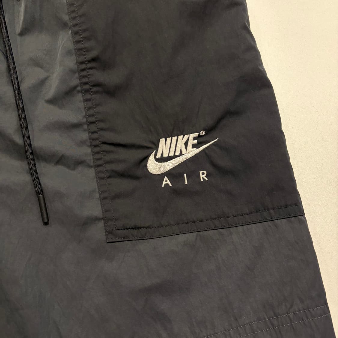 [L] 나이키 NSW 앤트러사이트 우븐 반바지 블랙/그레이 C455 상품이미지3