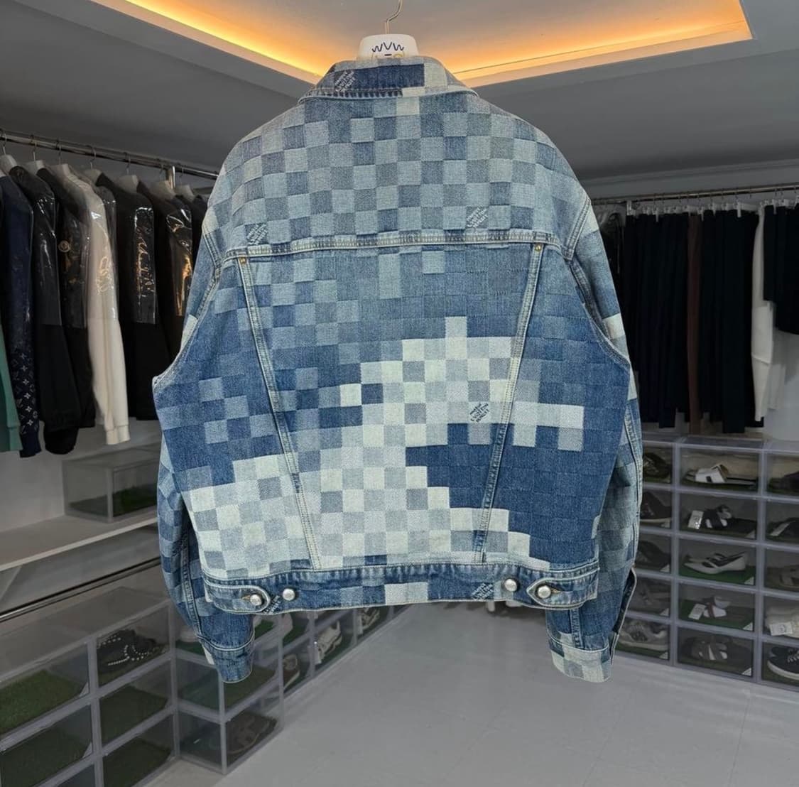[리오브전포점] 루이비통 X 퍼렐 다미에 클래식 데님 트러커 자켓 상품이미지2