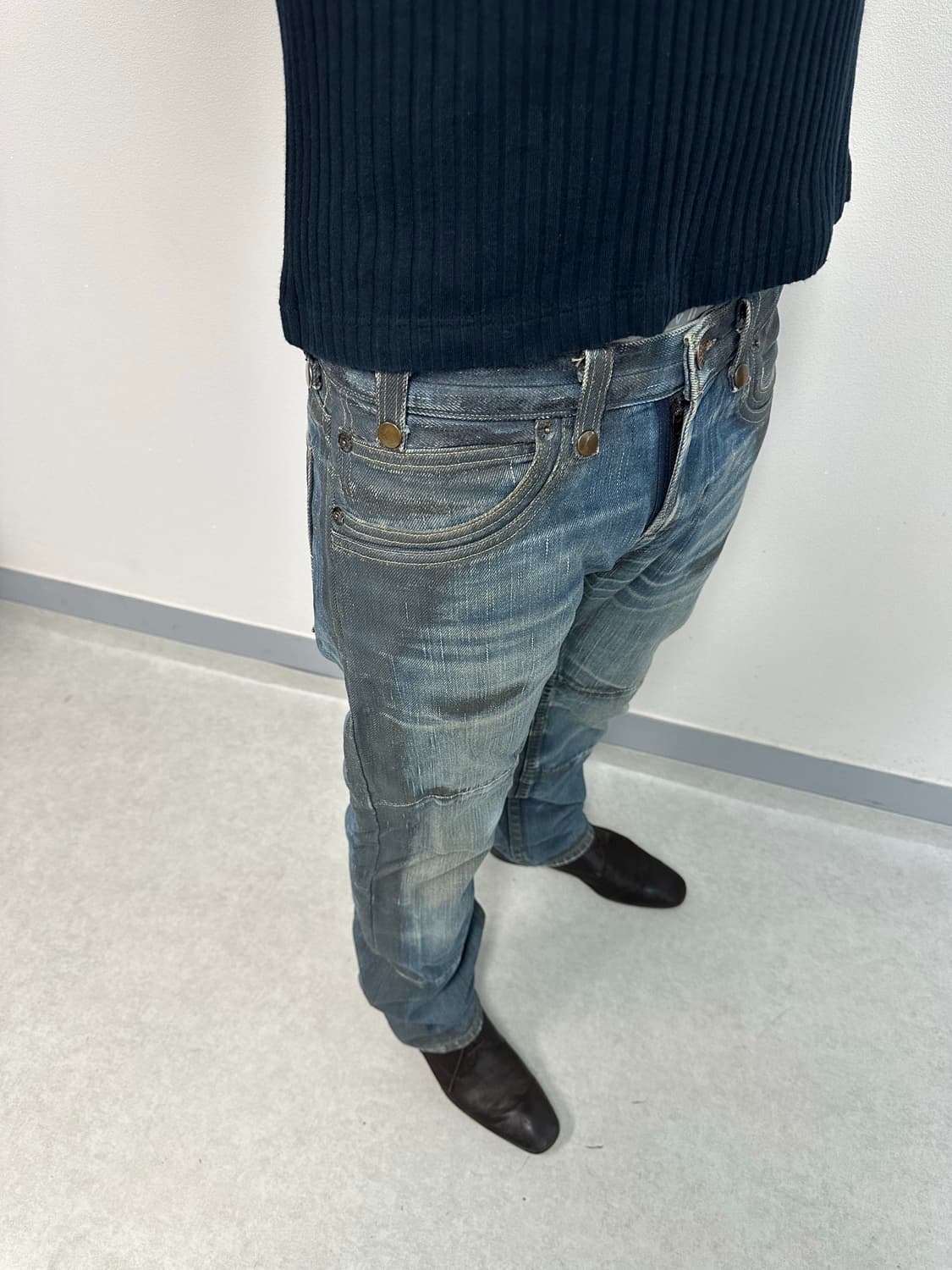 리바이스 레드탭 오일 워싱 상품이미지3