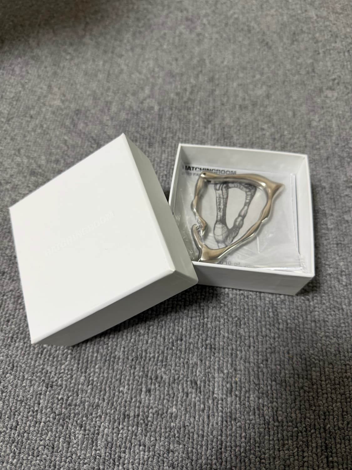 해칭룸 카라비너 상품이미지1