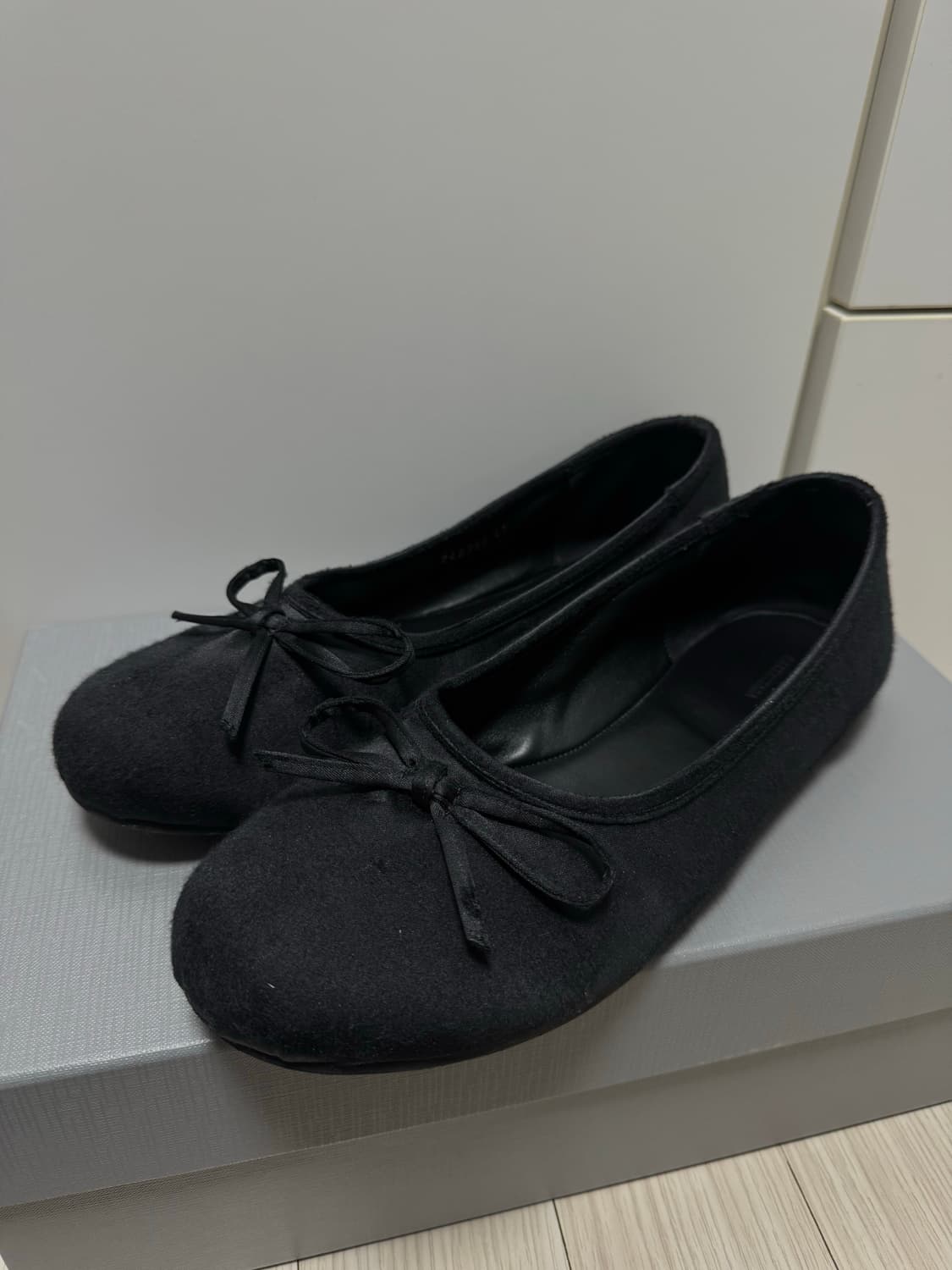 [41] 발렌시아가 레오폴드 발레리나 슈즈 블랙 상품이미지4