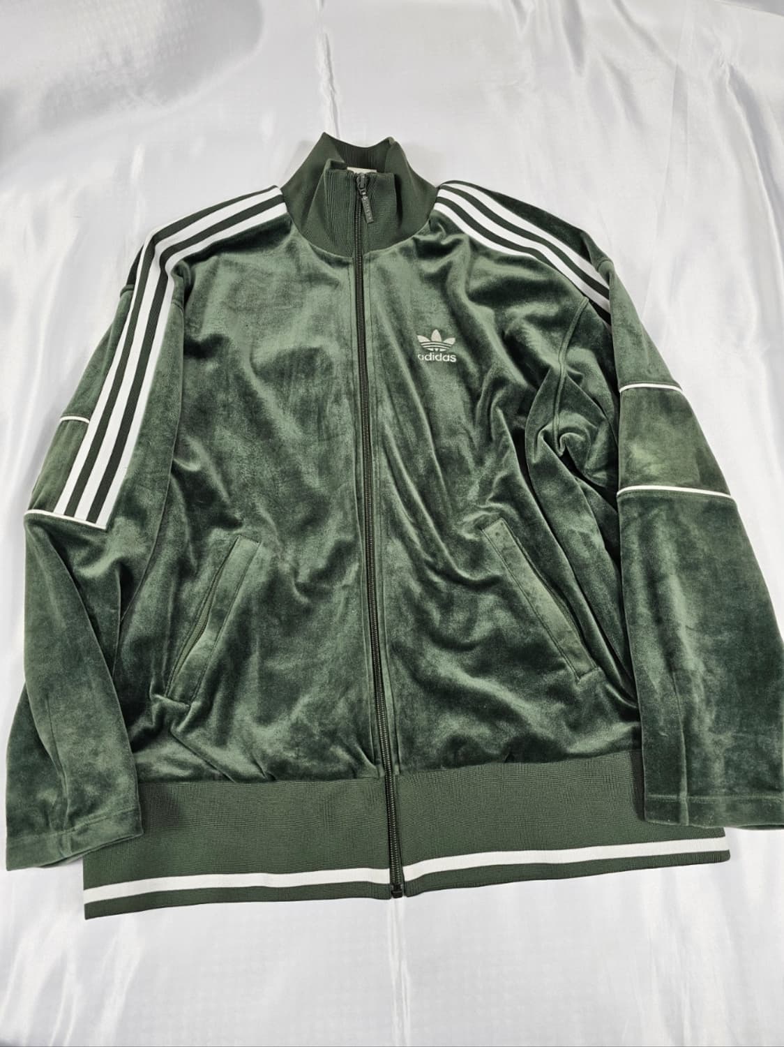 아디다스벨뱃트랙탑 상품이미지1