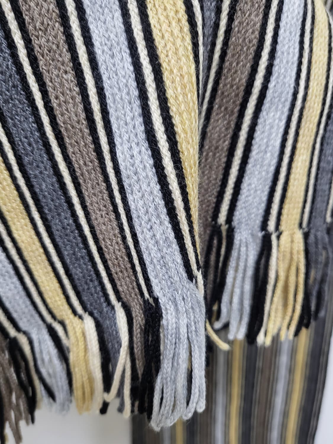 미쏘니 스트라이프 울 머플러 남여공용 상품이미지4