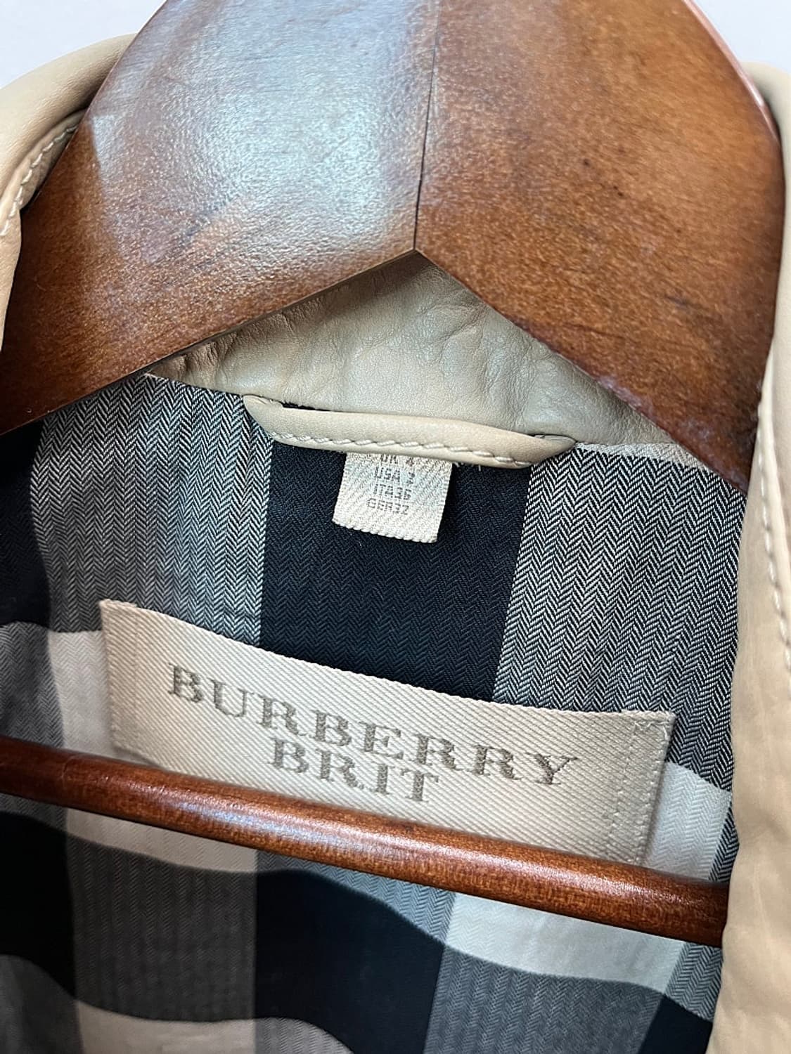 여) 버버리 카프스킨 숏 트렌치자켓 상품이미지5