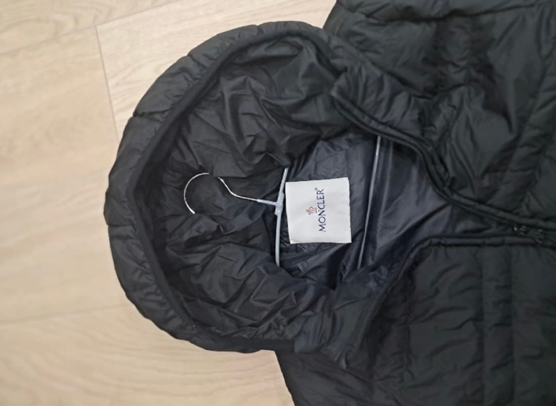 몽클레어 경량패딩 상품이미지3