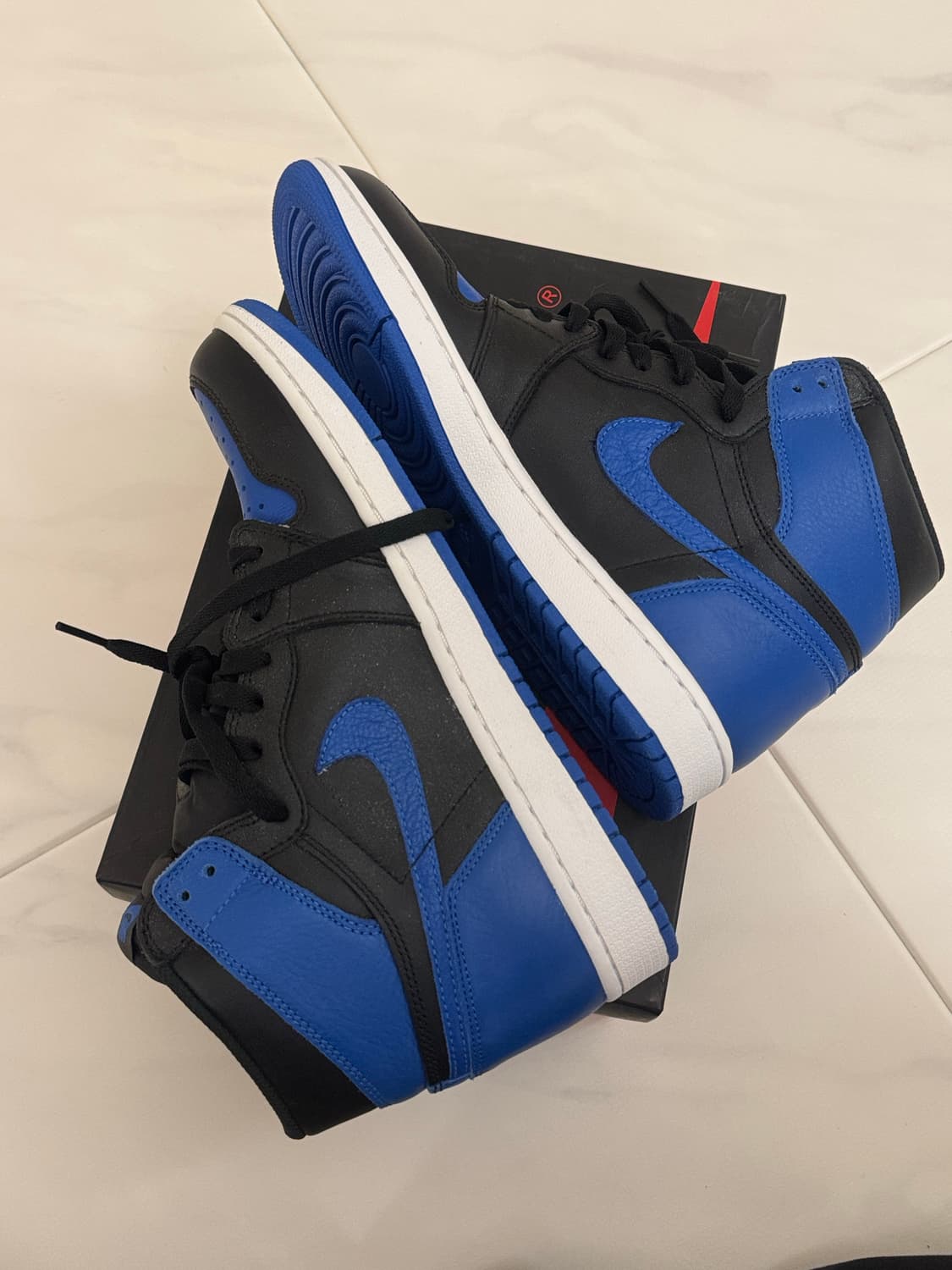 나이키 에어 조던 1 레트로 하이 OG 로얄 블루 상품이미지4