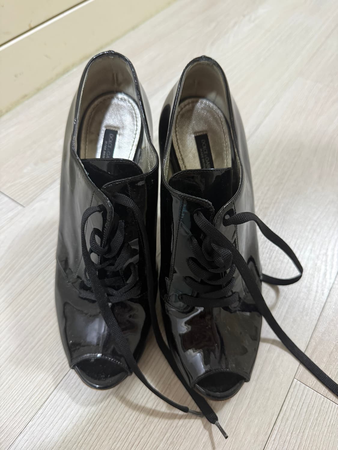 돌체앤가바나 힐 상품이미지1