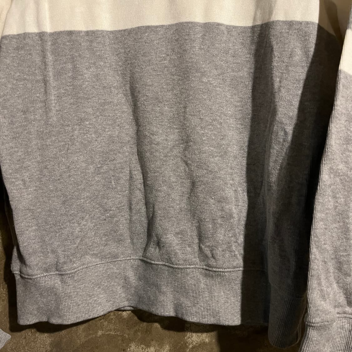 헤지스 맨투맨 상품이미지3