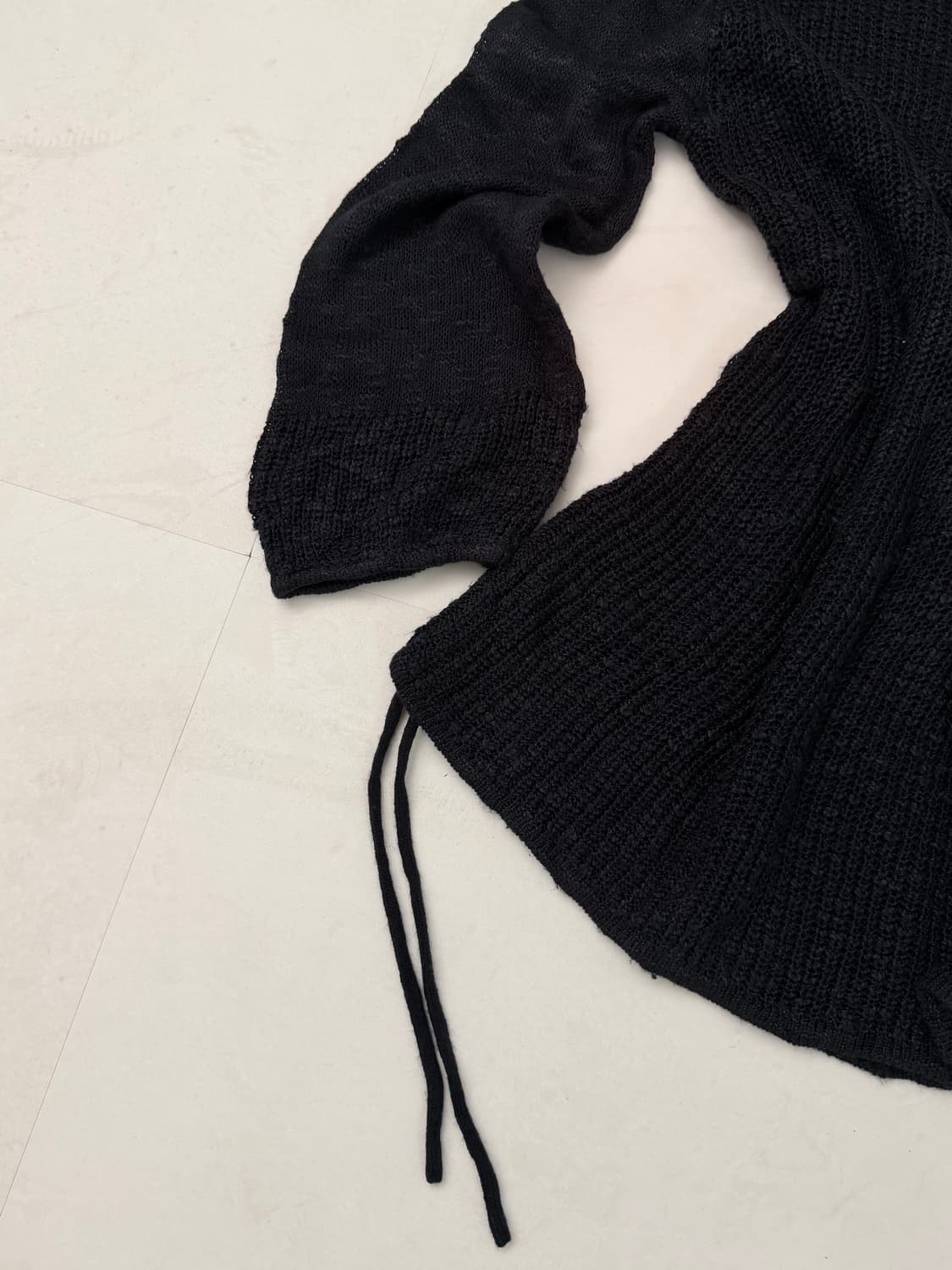 네이비 사이드 셔링 니트 상품이미지5